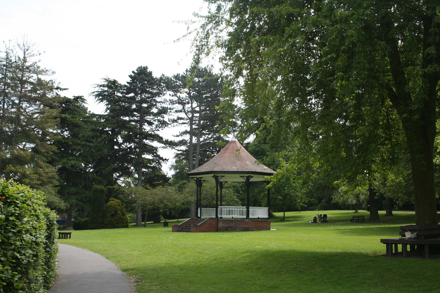 General shot of Lido Park in Droitwich Spa